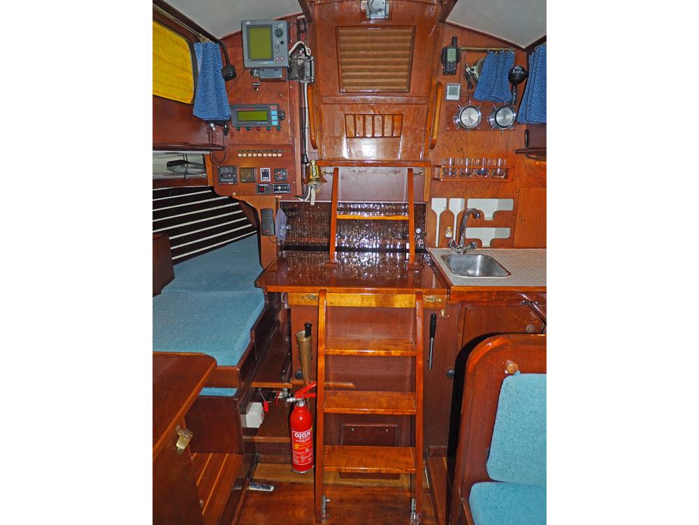 Salon, Accommodatie